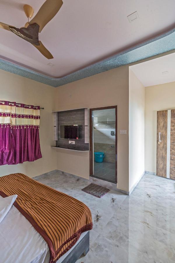 Krishna Homestay Hampi Bagian luar foto
