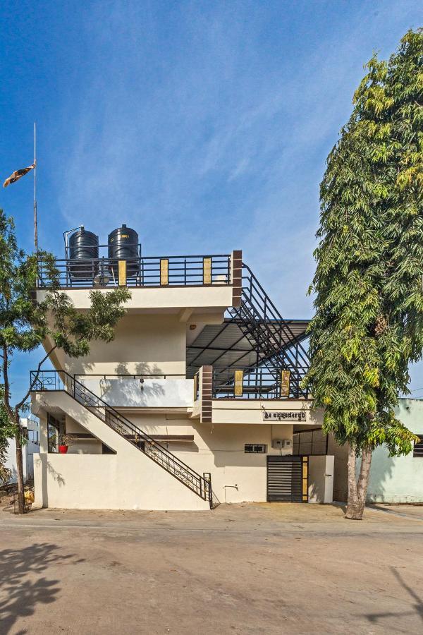 Krishna Homestay Hampi Bagian luar foto