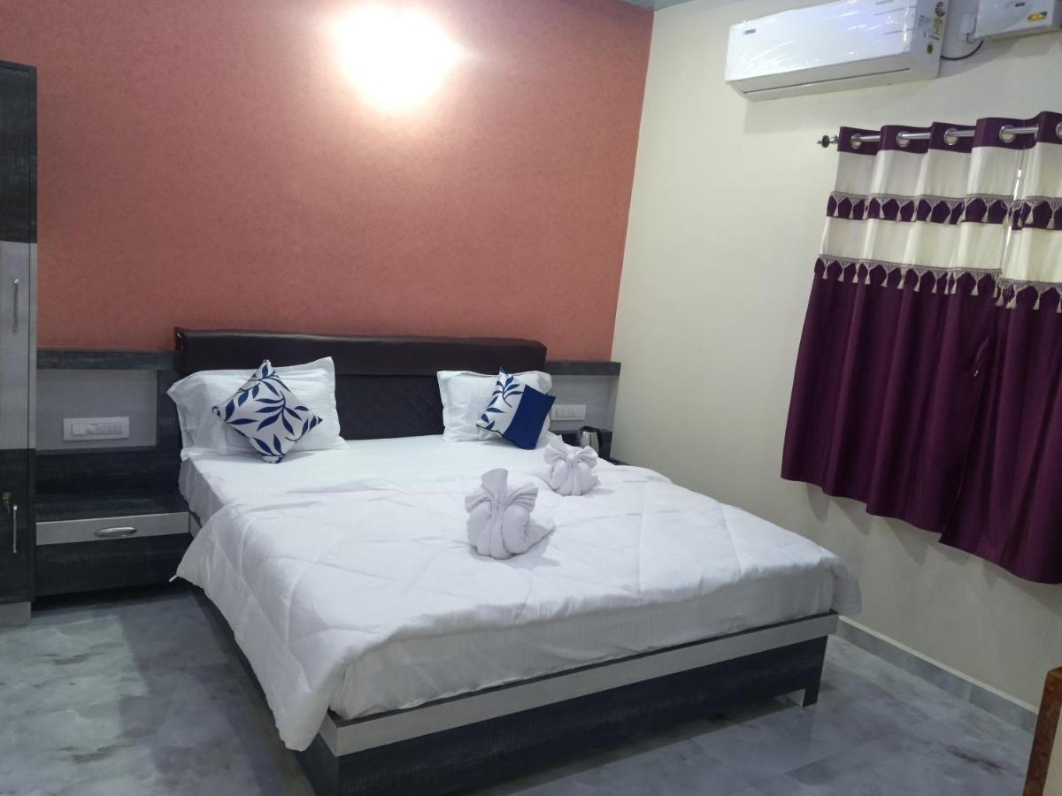 Krishna Homestay Hampi Bagian luar foto